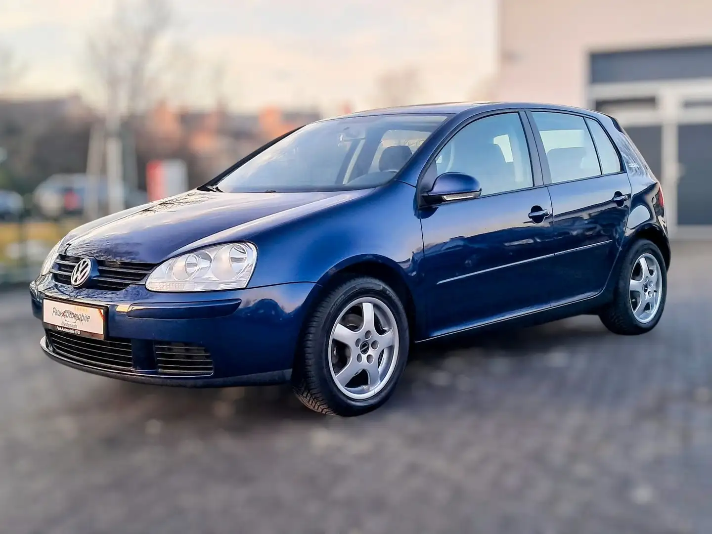 Volkswagen Golf V 1.6l Mpi*1.Hand*NEU TüV+Zahnriemen*AHK* Blau - 2