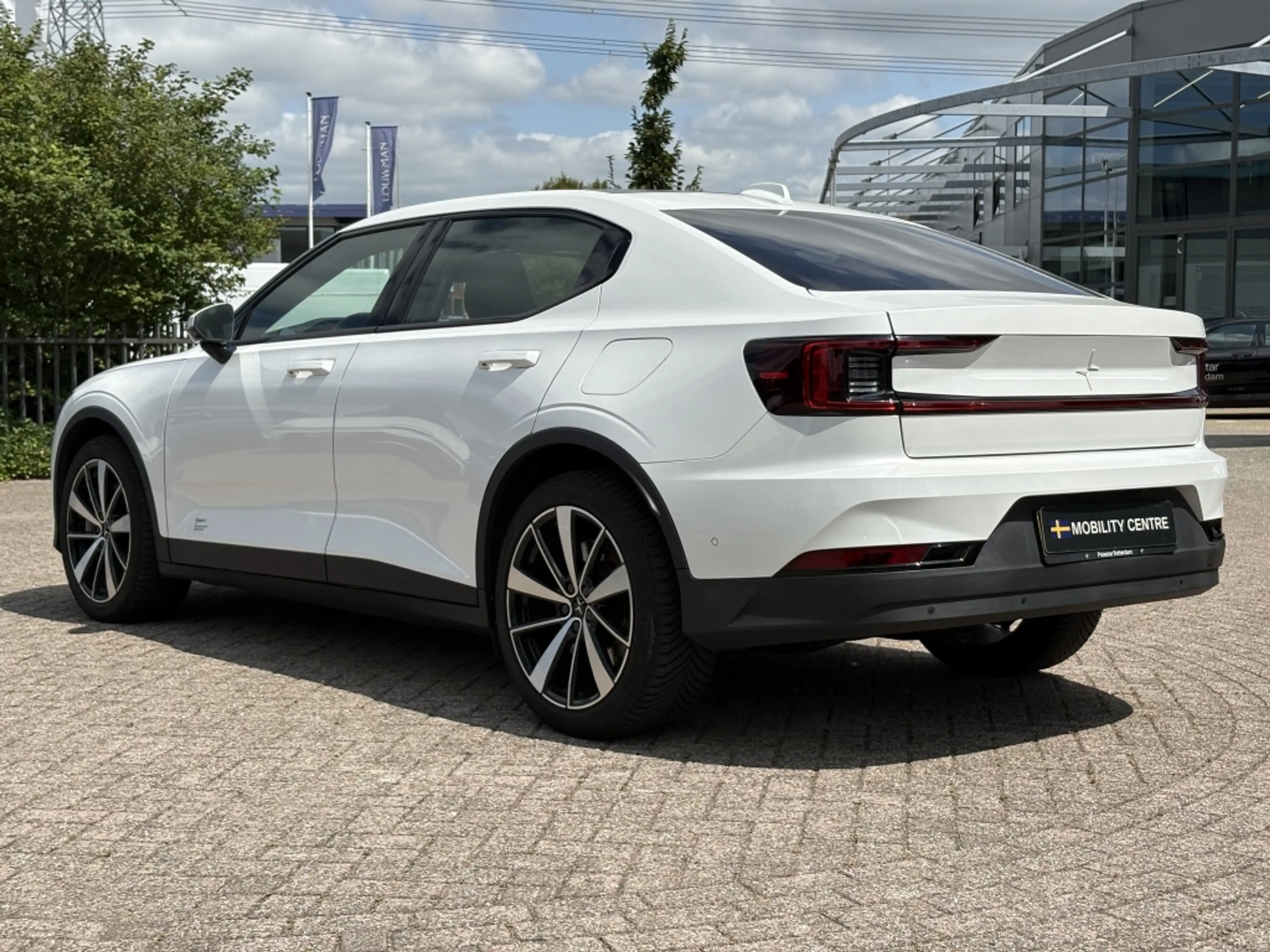 Polestar 2 Long Range Dual Motor | Plus & Pilot Pack | Panora — photo 4