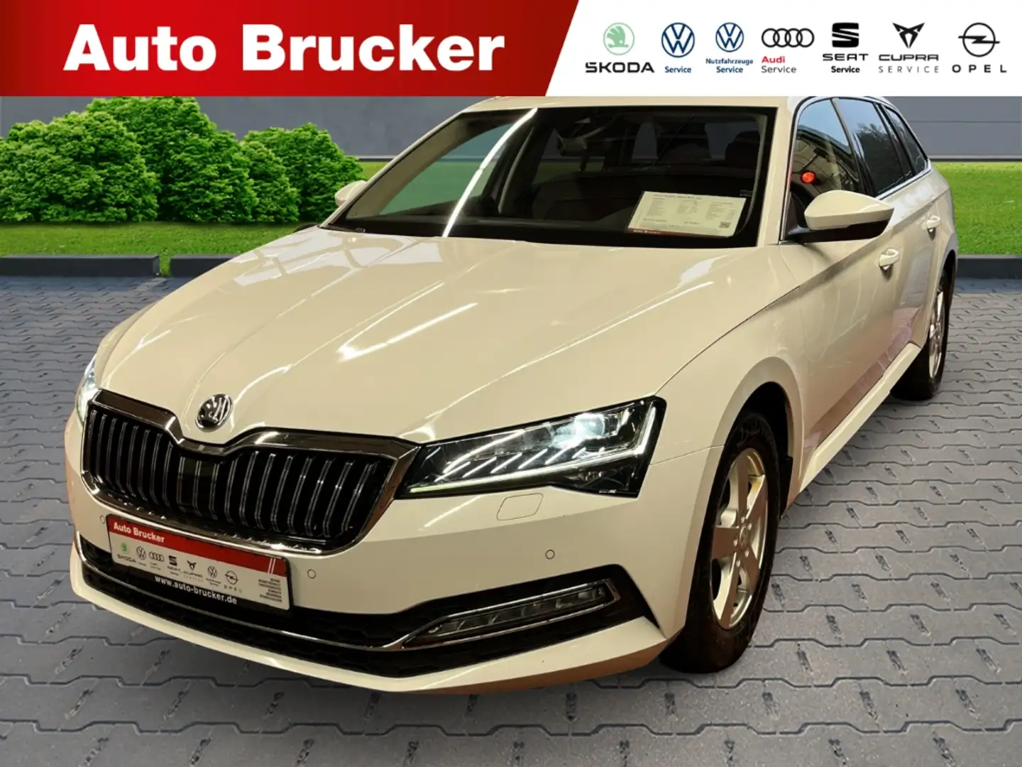 Skoda Superb Combi Style 4x4+Anhängerkupplung+Navi+Standheizung Weiß - 1