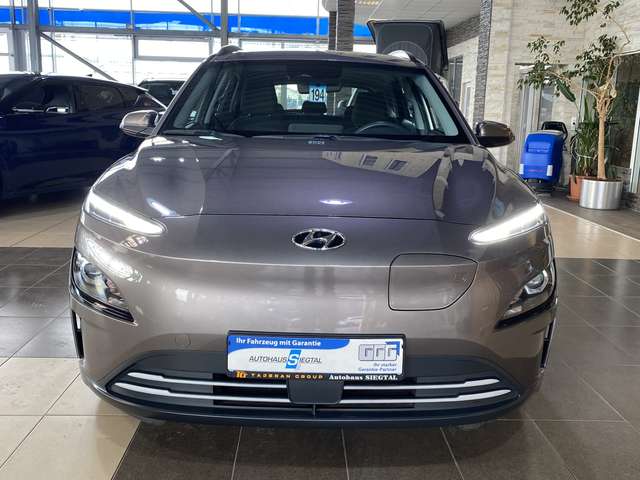 Hyundai KONA Select dig.Cockpit ACC R.Cam PDC SHZ DAB+