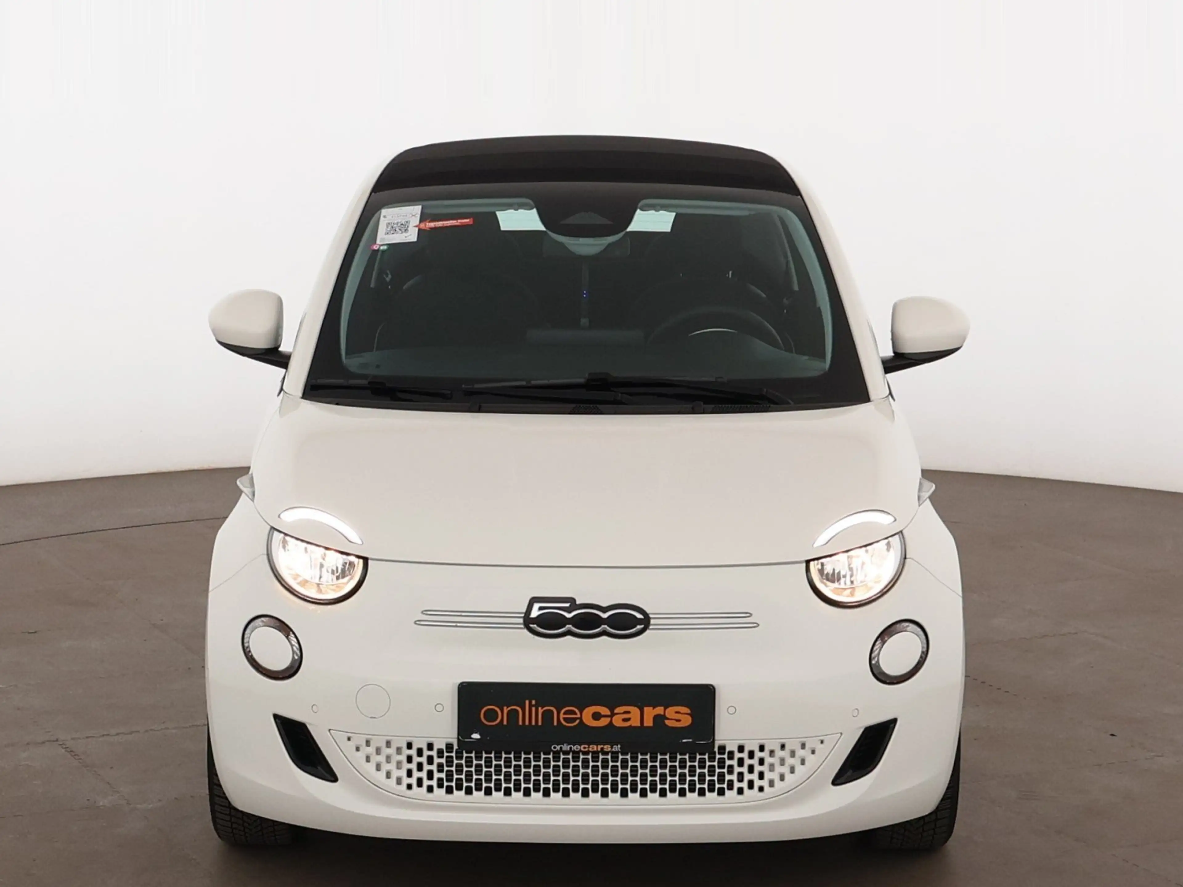 Fiat 500e 500 e Cabrio 42kWh Aut SITZHZG R-CAM ASSIST TEMP — photo 2