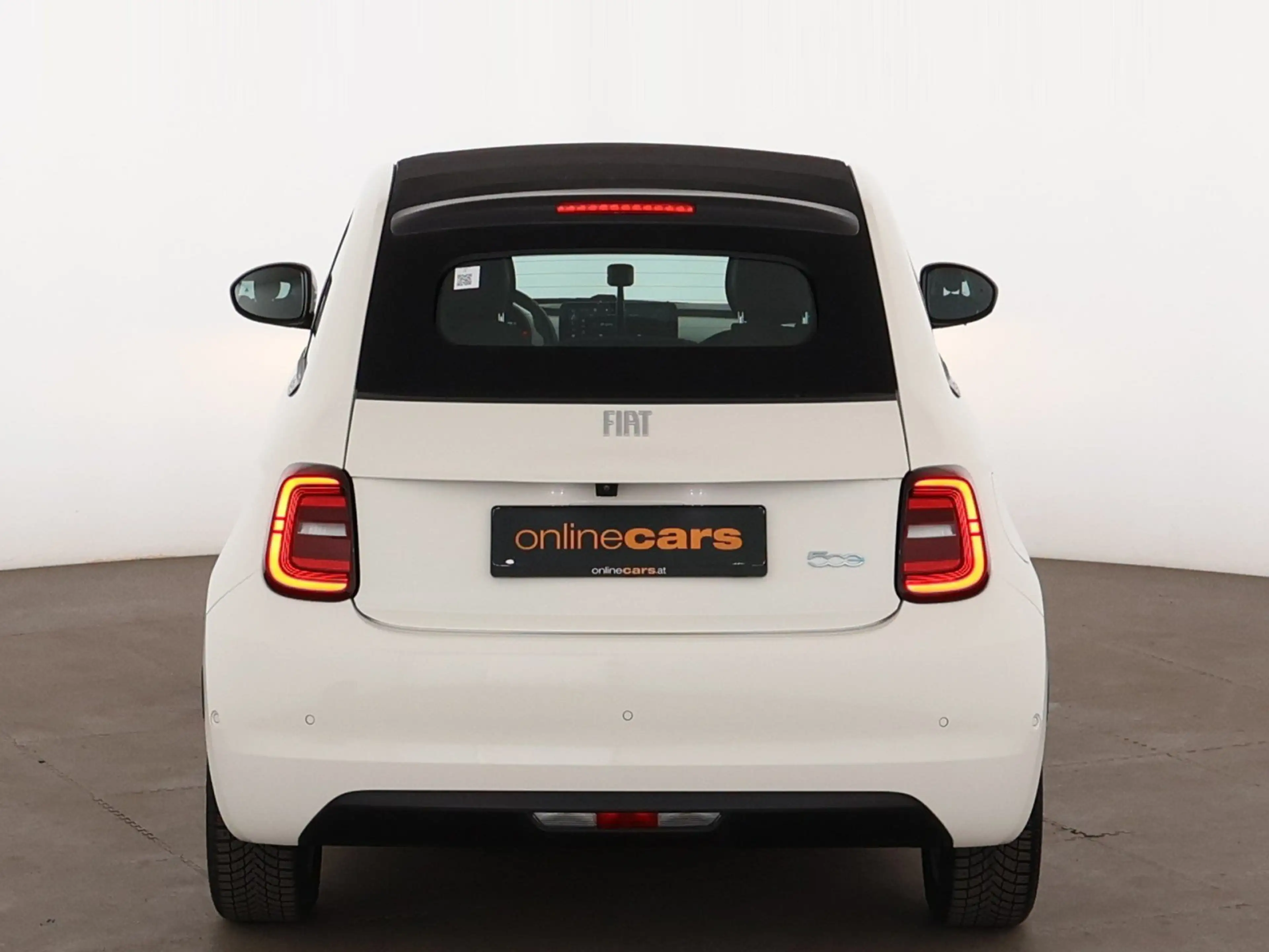 Fiat 500e 500 e Cabrio 42kWh Aut SITZHZG R-CAM ASSIST TEMP — photo 7