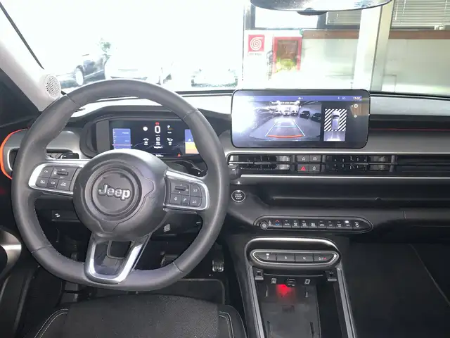 Jeep Avenger view 13