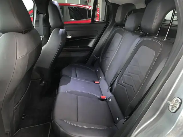 Jeep Avenger view 7