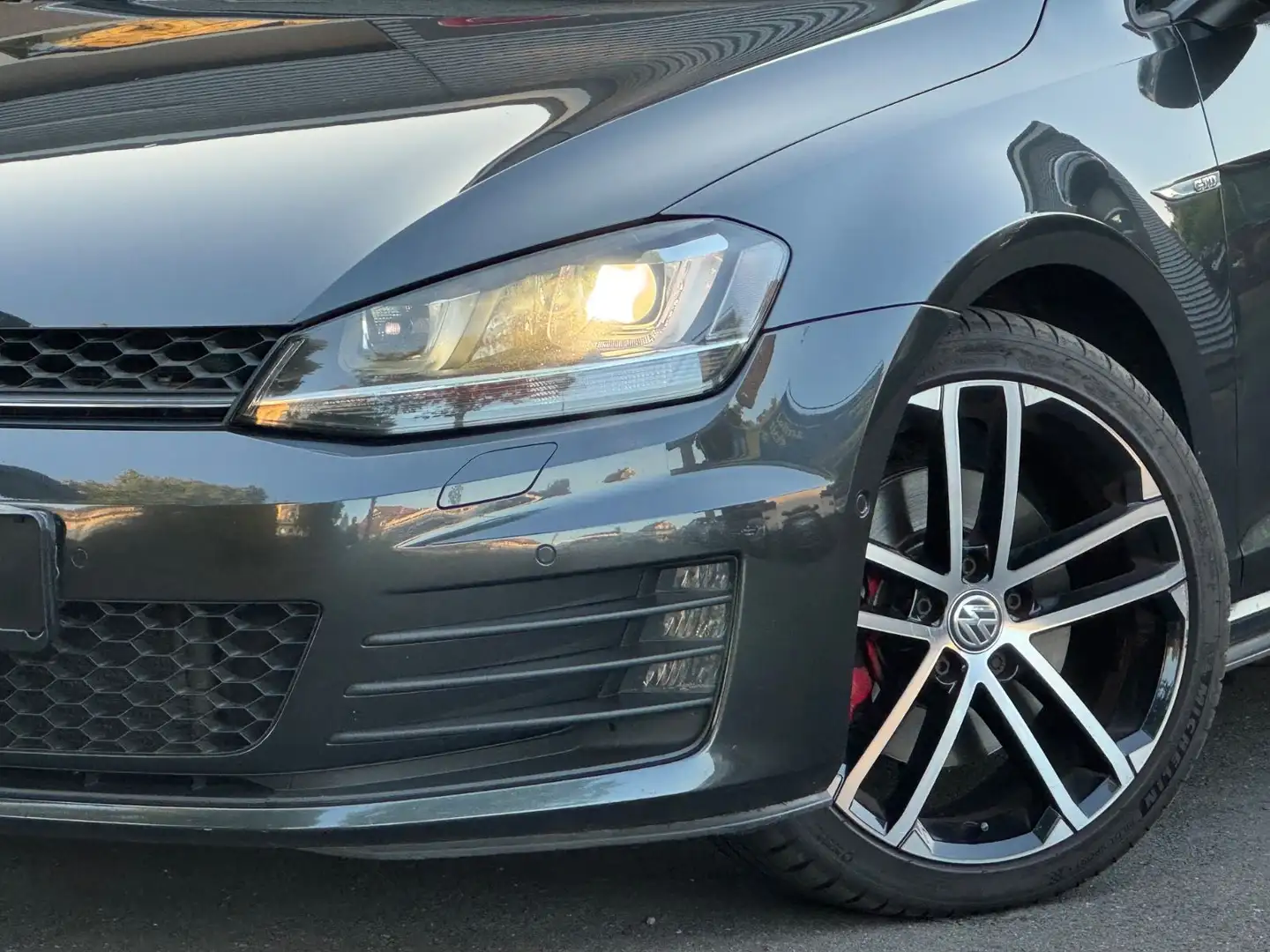 Volkswagen Golf VII Lim. GTD BMT Grau - 1