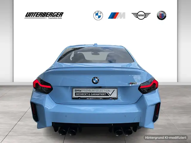 BMW M2 view 5