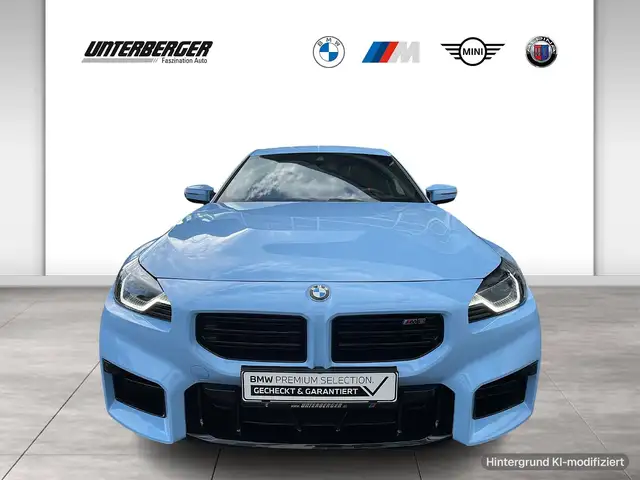 BMW M2 view 2