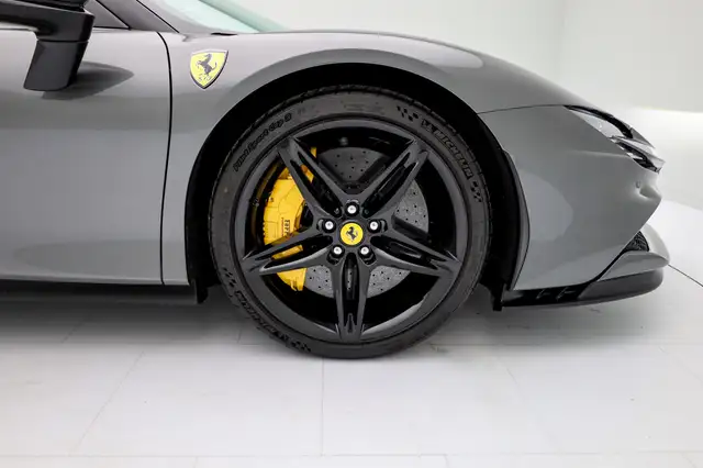 Ferrari SF90 Stradale view 10