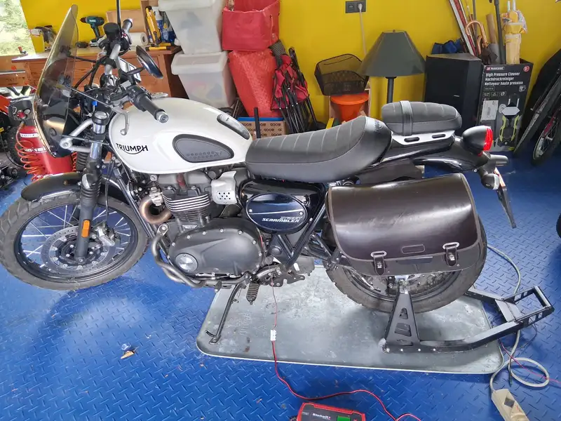 Triumph Street Scrambler - foto 6