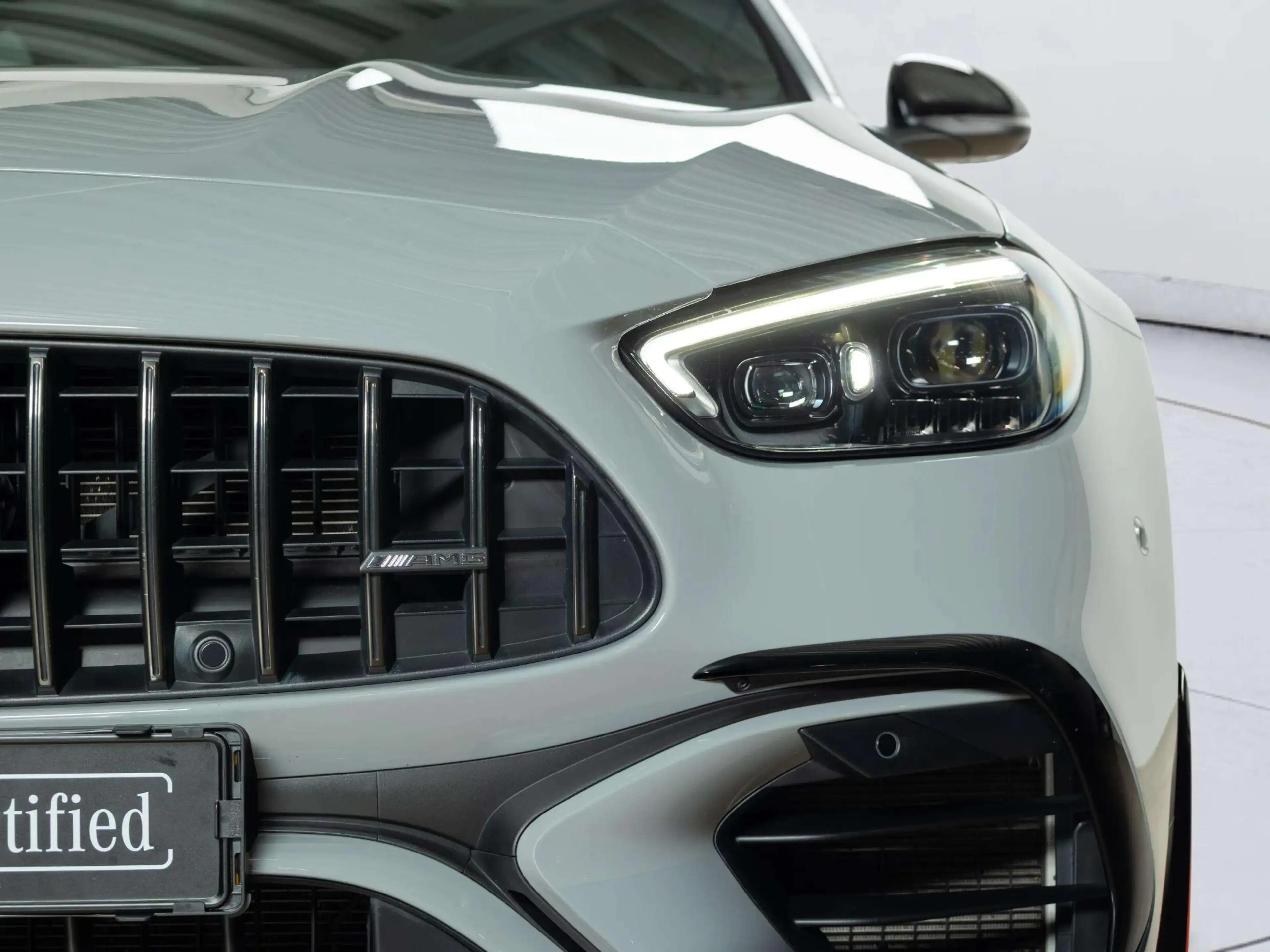 Mercedes-Benz C 63 AMG Limousine AMG S E Performance | Panorama dak — photo 10
