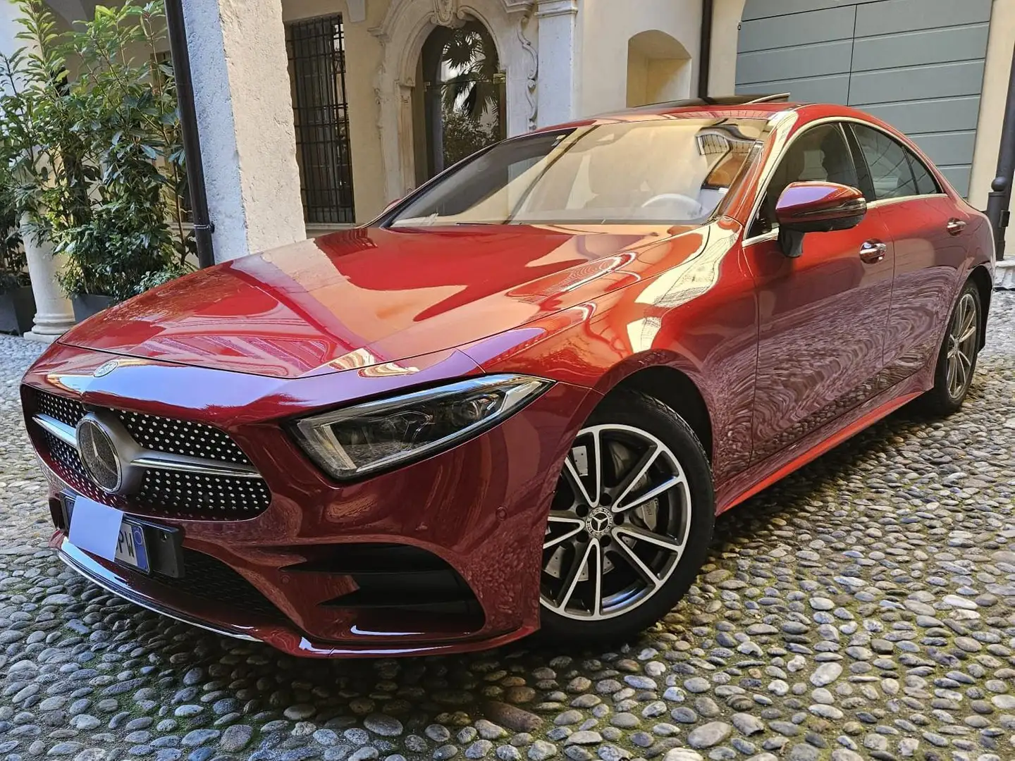 Mercedes-Benz CLS 450 CLS Coupe 450 eq-boost Premium 4matic auto Red - 1