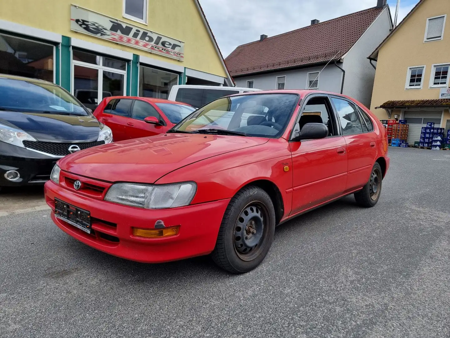 Toyota Corolla 1.4 Automatik KLIMA+8-FACH+TÜV 06/2027 Rot - 1