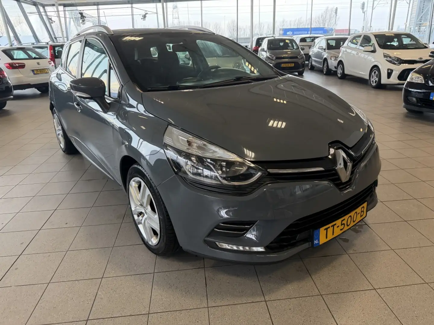 Renault Clio Estate 0.9 TCe Zen Grau - 2