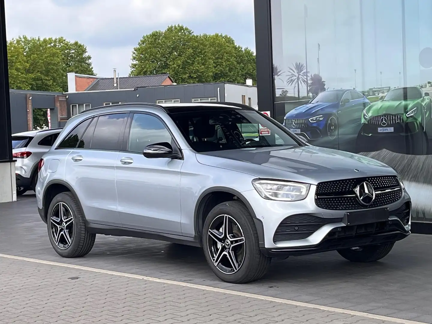 Mercedes-Benz GLC 300 300de 4MATIC Plateado - 2