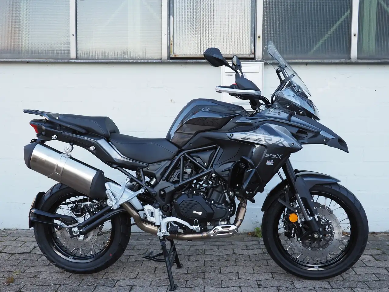 Benelli TRK 502 Reiseenduro in Blau neu in Hannover für € 7.149,-