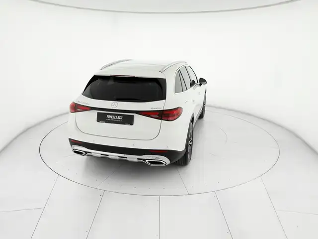 Mercedes-Benz GLC view 6