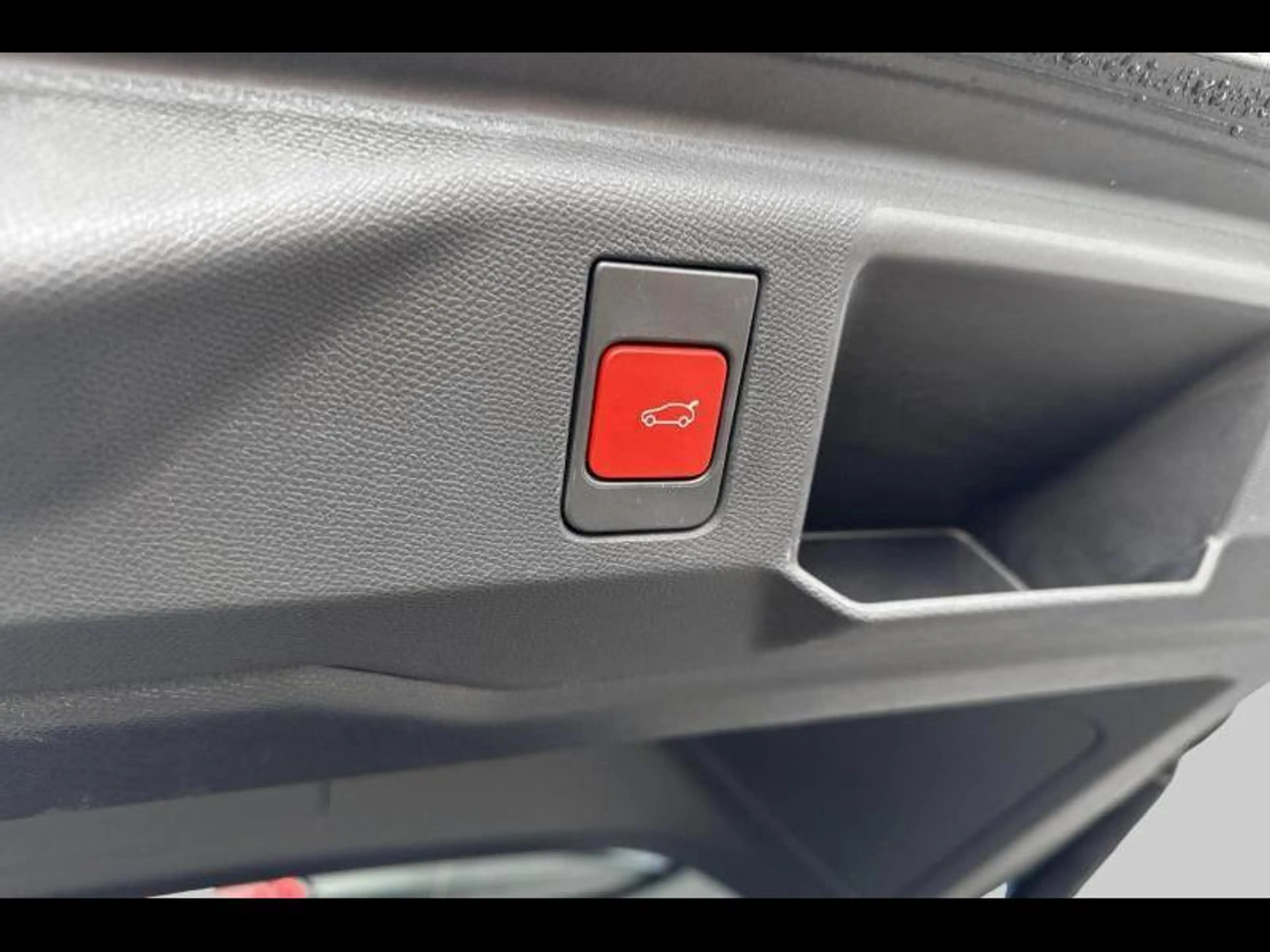 Peugeot 5008 GT -7PL-360°CAM-EL.KOFFER- — photo 17
