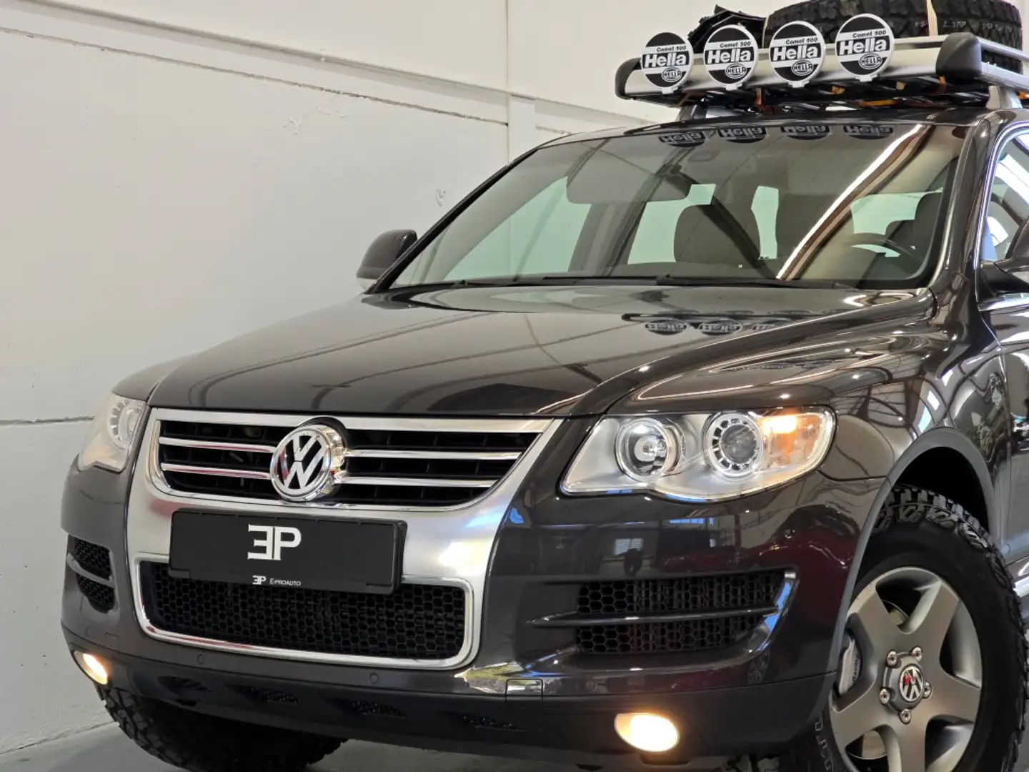 Volkswagen Touareg 3.0TDI V6 +Motion Tiptronic Grau - 2