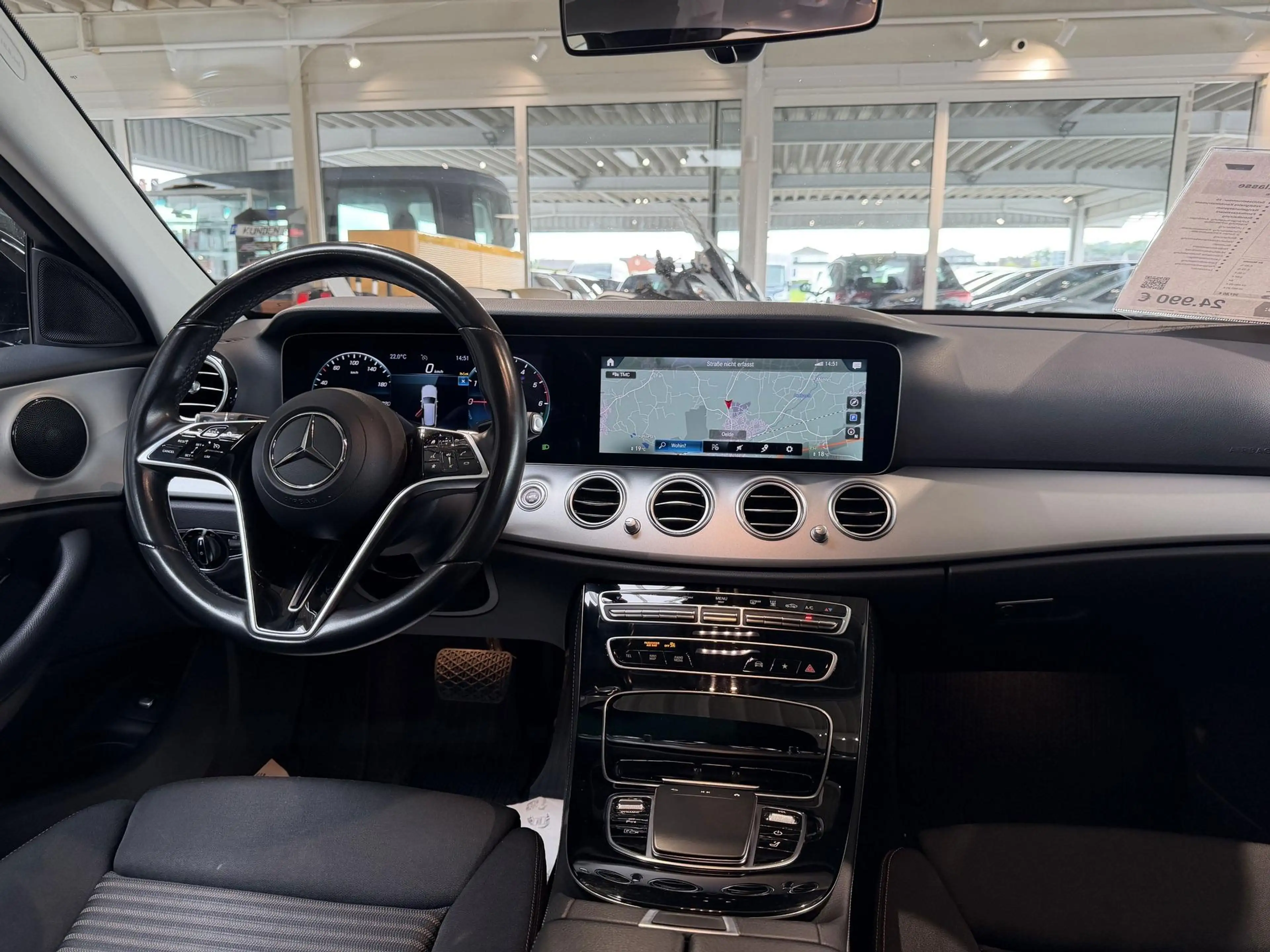 Mercedes-Benz E 300 T de Avantgarde 225 kW (306 PS), Autom. 9-Gang,... — photo 15