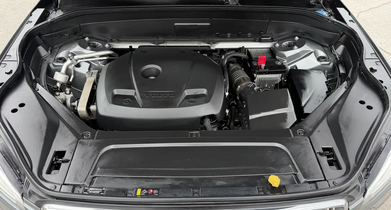 Volvo XC90 снимка Volvo XC90
