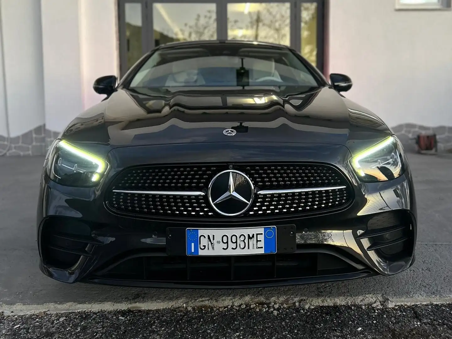 Mercedes-Benz E 300 Coupe d mhev Premium Plus Night Edition 4matic Gris - 1