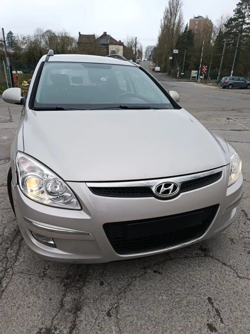 Hyundai i30 CW 1.6 CRDi 115 Pack Edition BVM6 - 1