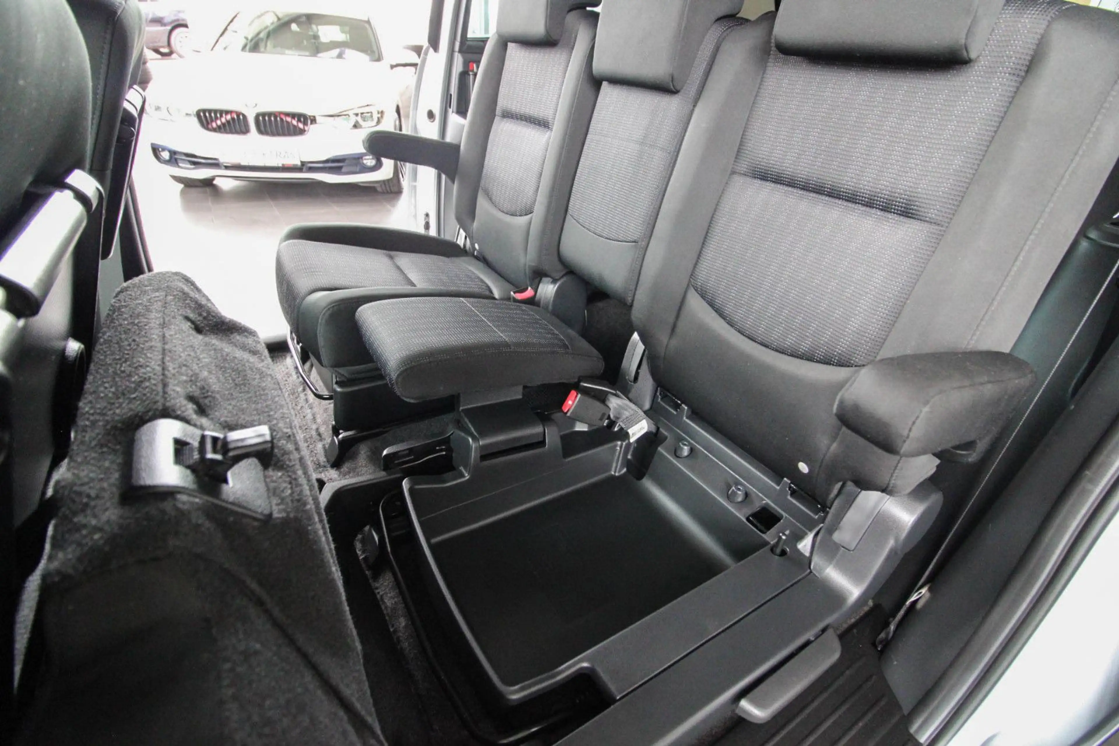 Mazda 5 1.8 Active/7-Sitzer/Klima/Schiebetüren/1.Hand/ — photo 14