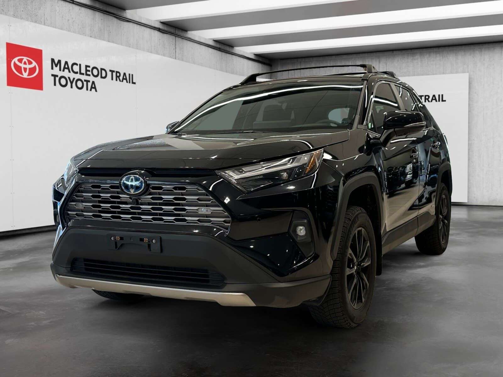 2024 Toyota RAV 4 Hybrid Limited AWD | No Accidents | Leather | Sunr