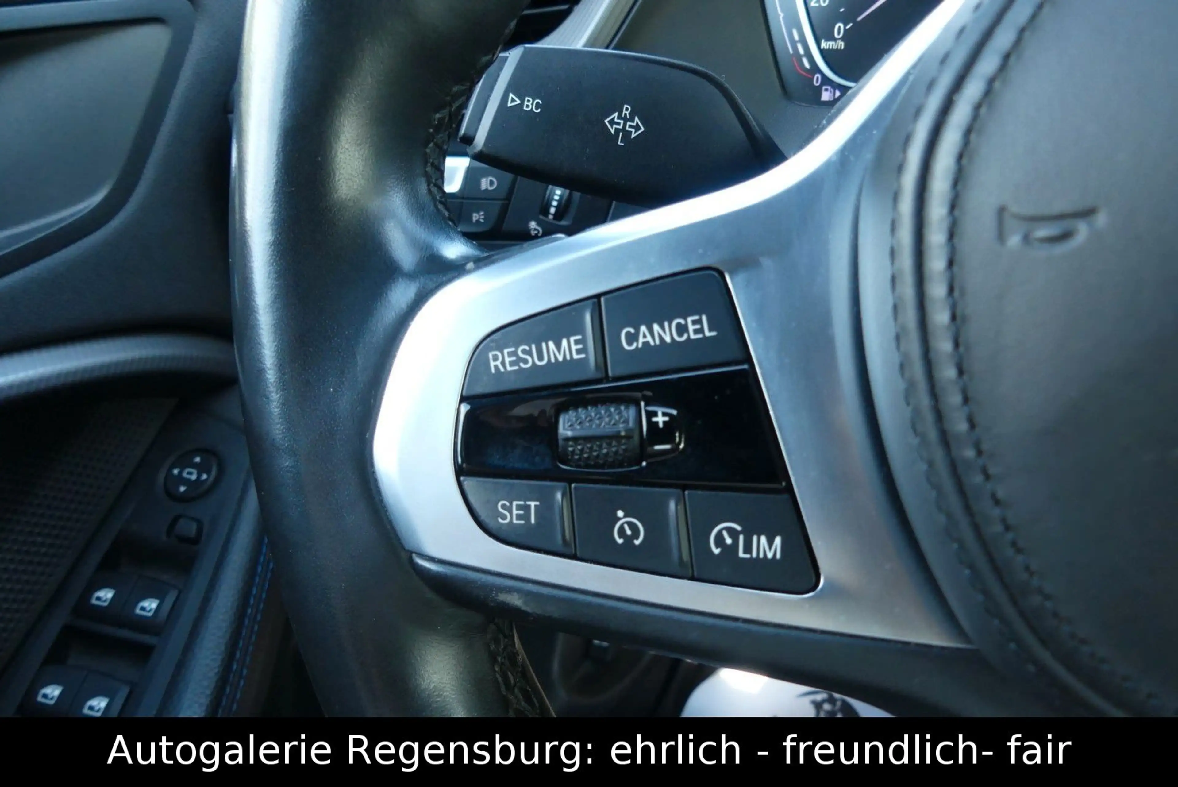 BMW 118 i *M-SPORT*LED*NAVI*AMBIENTE*TEMPOMAT*PDC* — photo 12