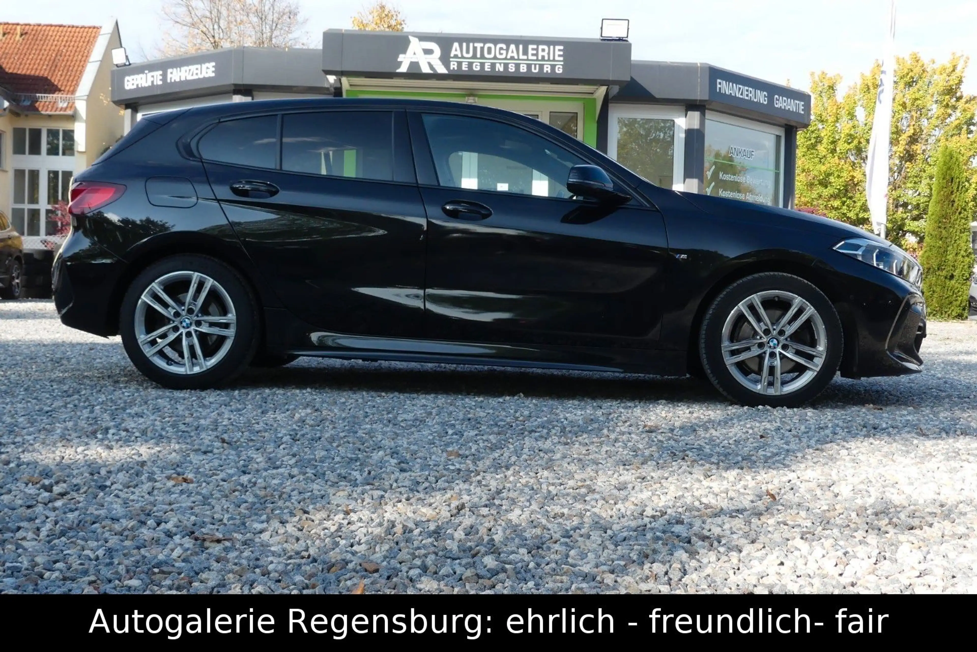 BMW 118 i *M-SPORT*LED*NAVI*AMBIENTE*TEMPOMAT*PDC* — photo 3