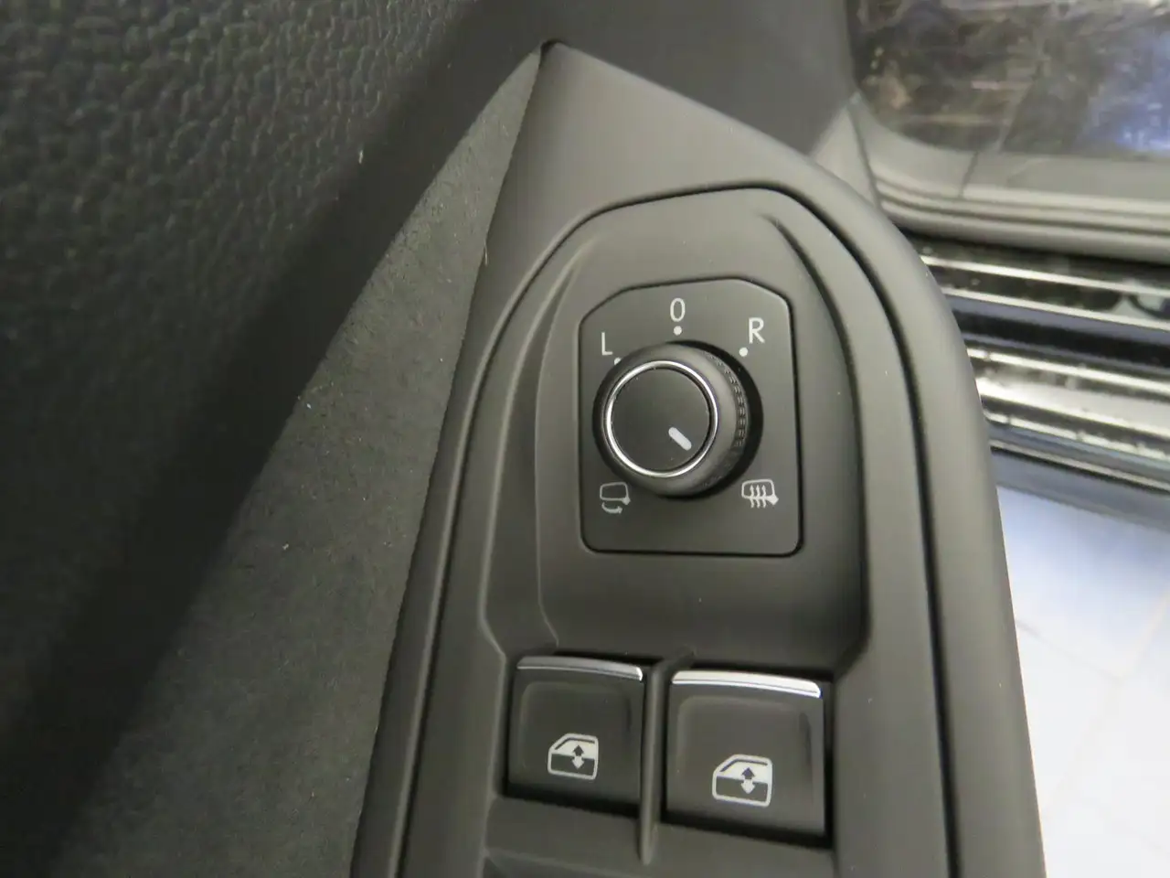 Volkswagen Golf Sport mHEV TSI DSG 8