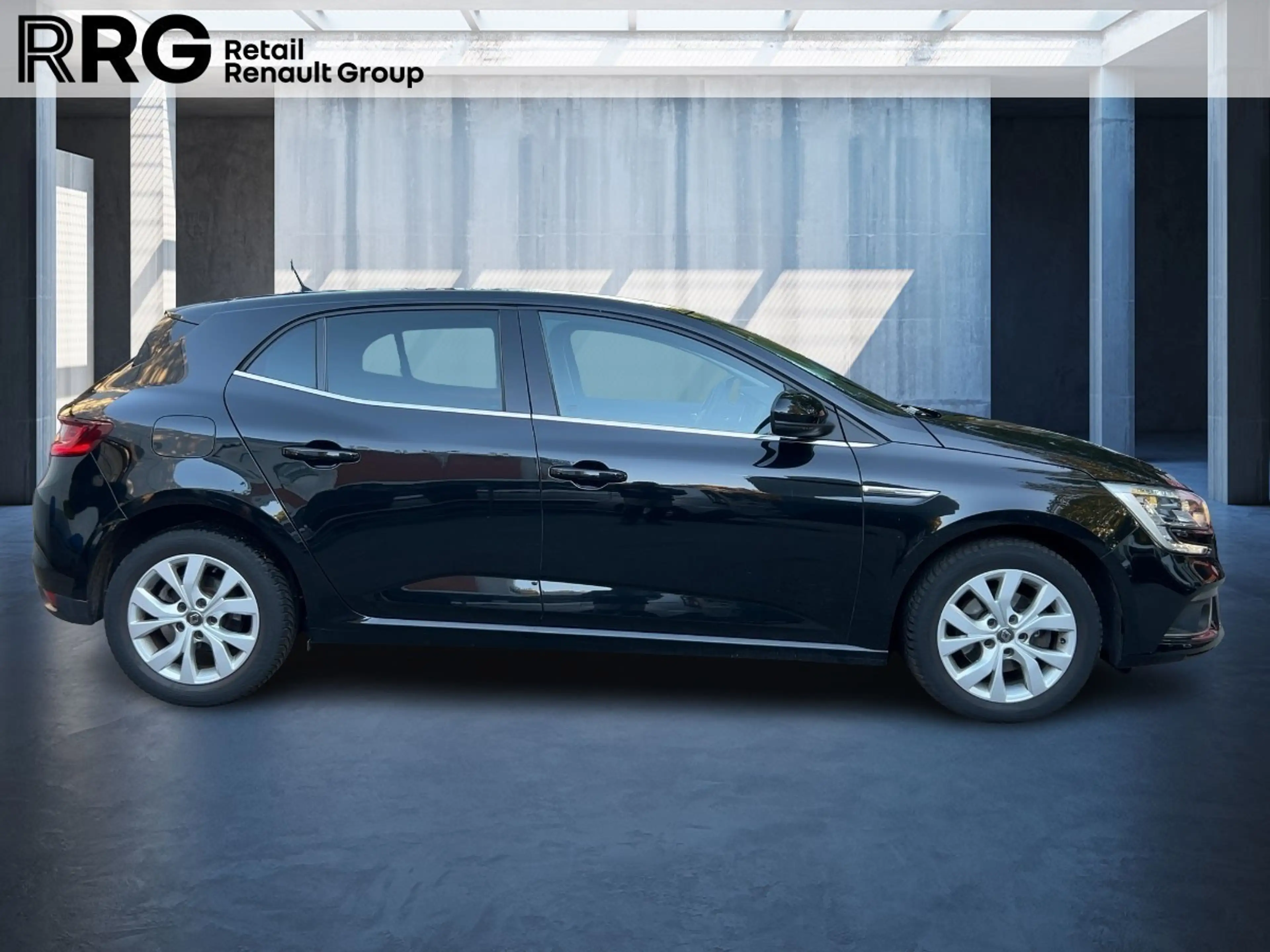 Renault Megane 5-Türer LIMITED Deluxe TCe 140 GPF EDC SHZ — photo 2