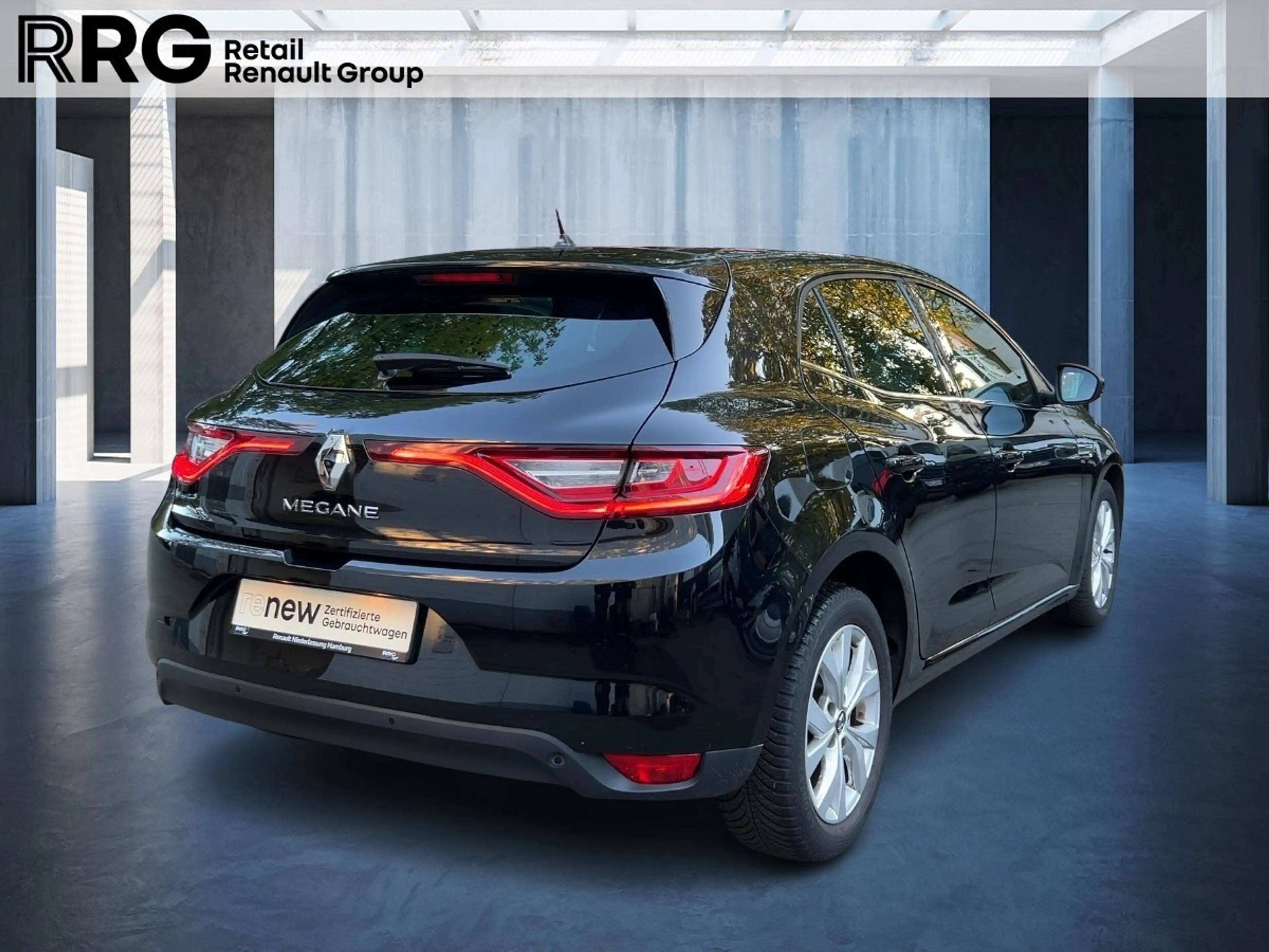 Renault Megane 5-Türer LIMITED Deluxe TCe 140 GPF EDC SHZ — photo 5