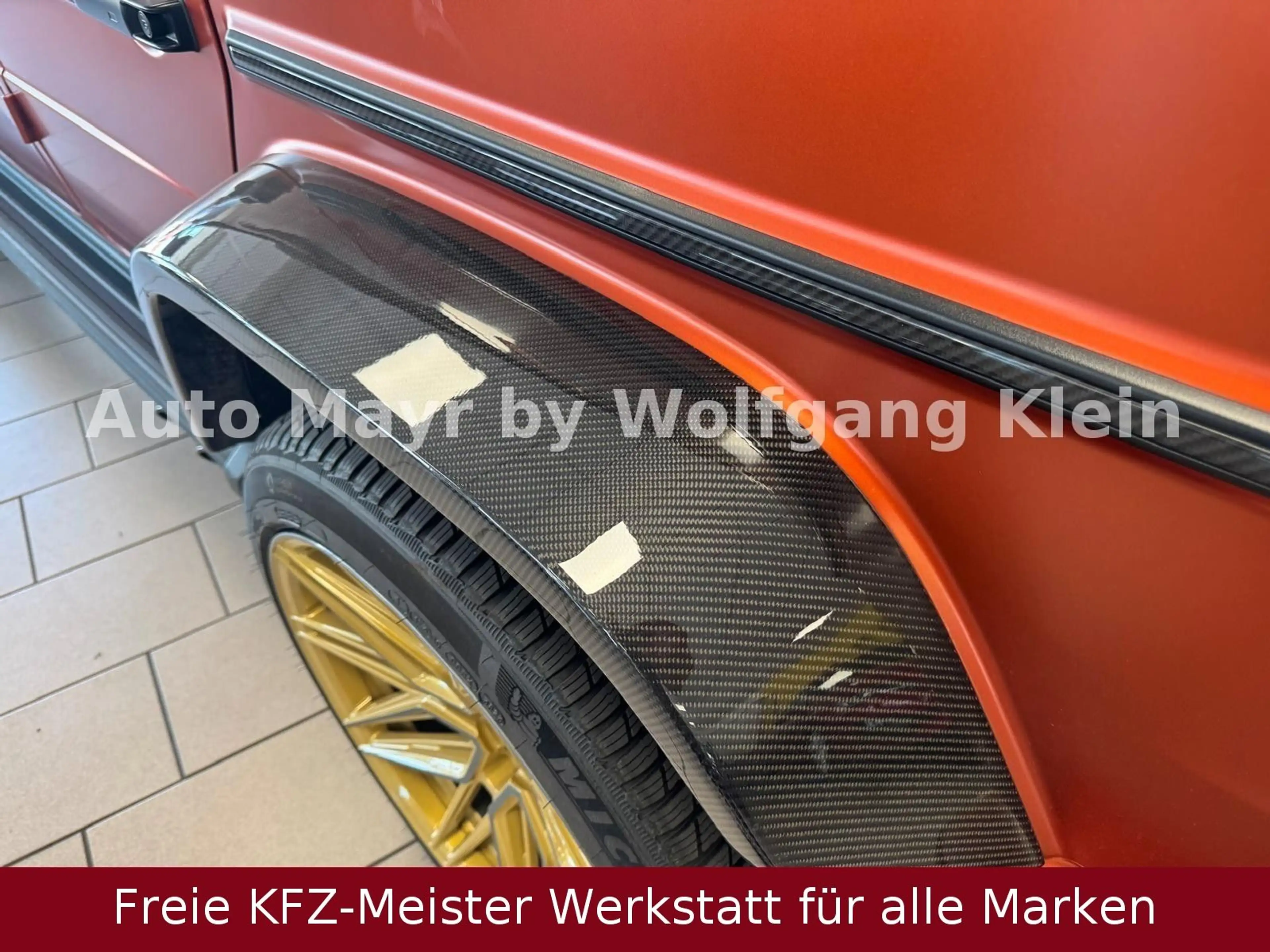 Mercedes-Benz G 63 AMG verbreiterte Radläufe Carbon, Vossen 23 — photo 9