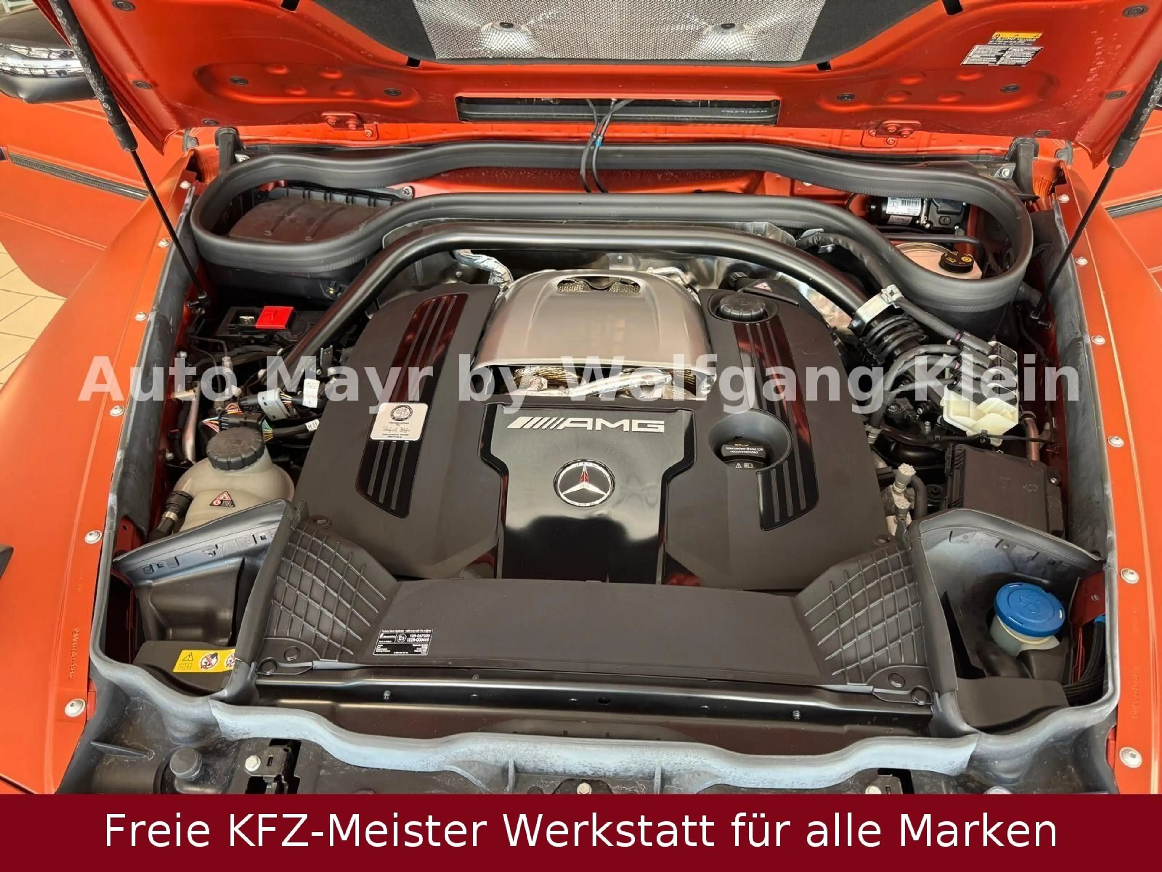 Mercedes-Benz G 63 AMG verbreiterte Radläufe Carbon, Vossen 23 — photo 15
