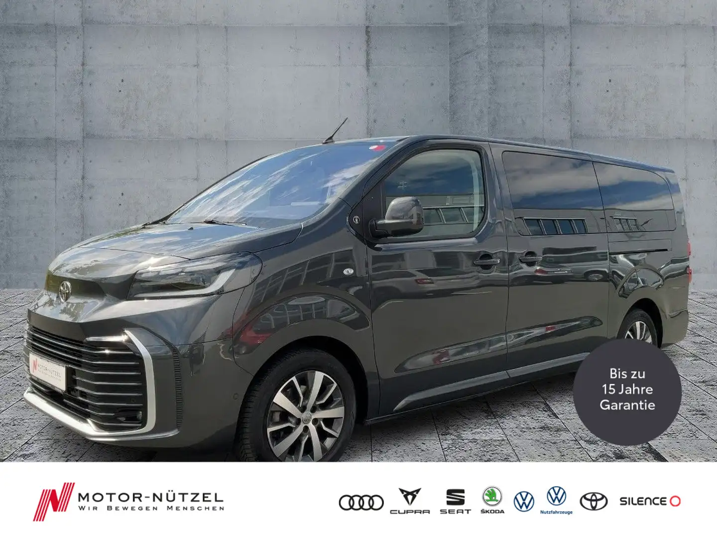 Toyota Proace Verso L2 2.0 D-4D TEAM D LED+NAVI+ACC+RFK Grijs - 1