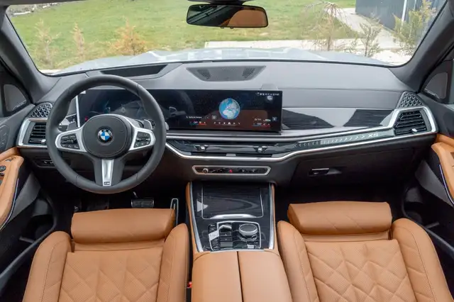 BMW X5 view 14