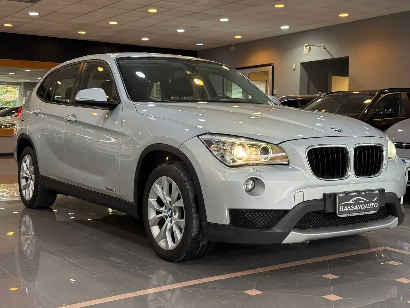 BMW X1 E84 sdrive18d Sport Line Grey - 2