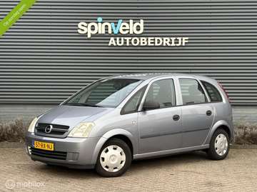 1.4-16V Essentia - Airco - Nieuwe APK -
