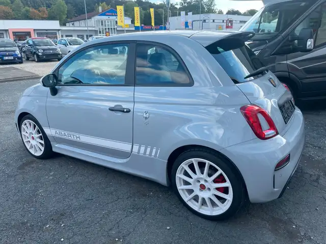 Abarth 595 essesse/Beats/Akrapovic/INsp. Neu