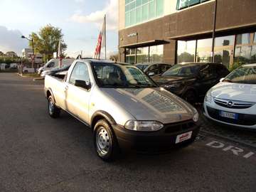 strada 1.9 DS