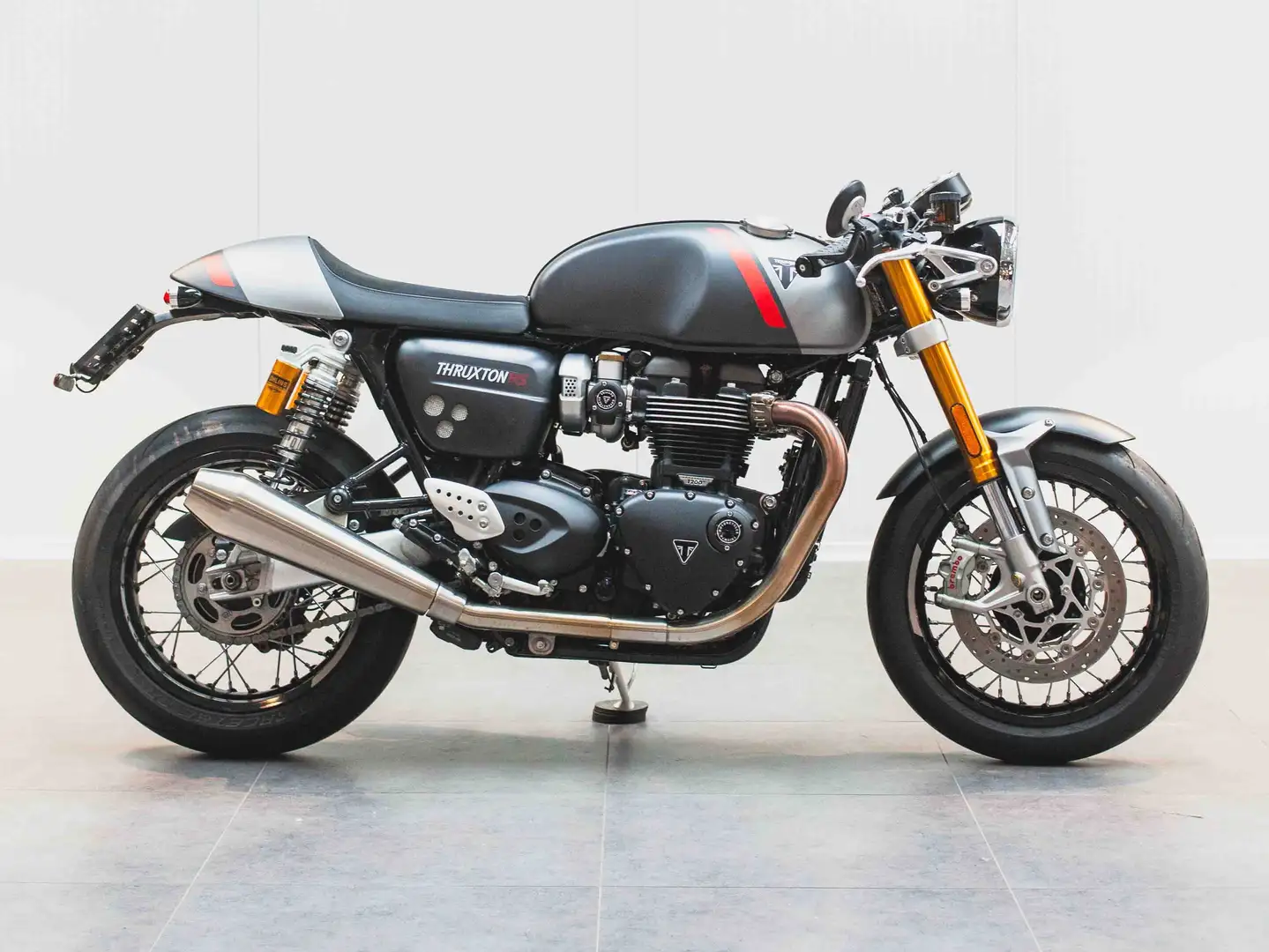 Triumph Thruxton RS - avec bulle Argintiu - 2