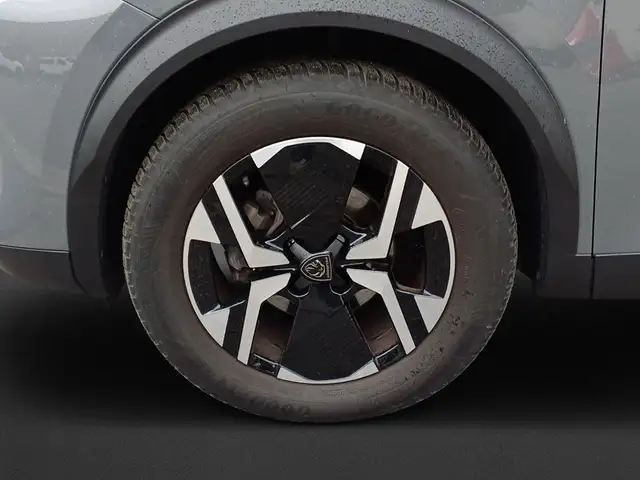 Peugeot 2008 view 8