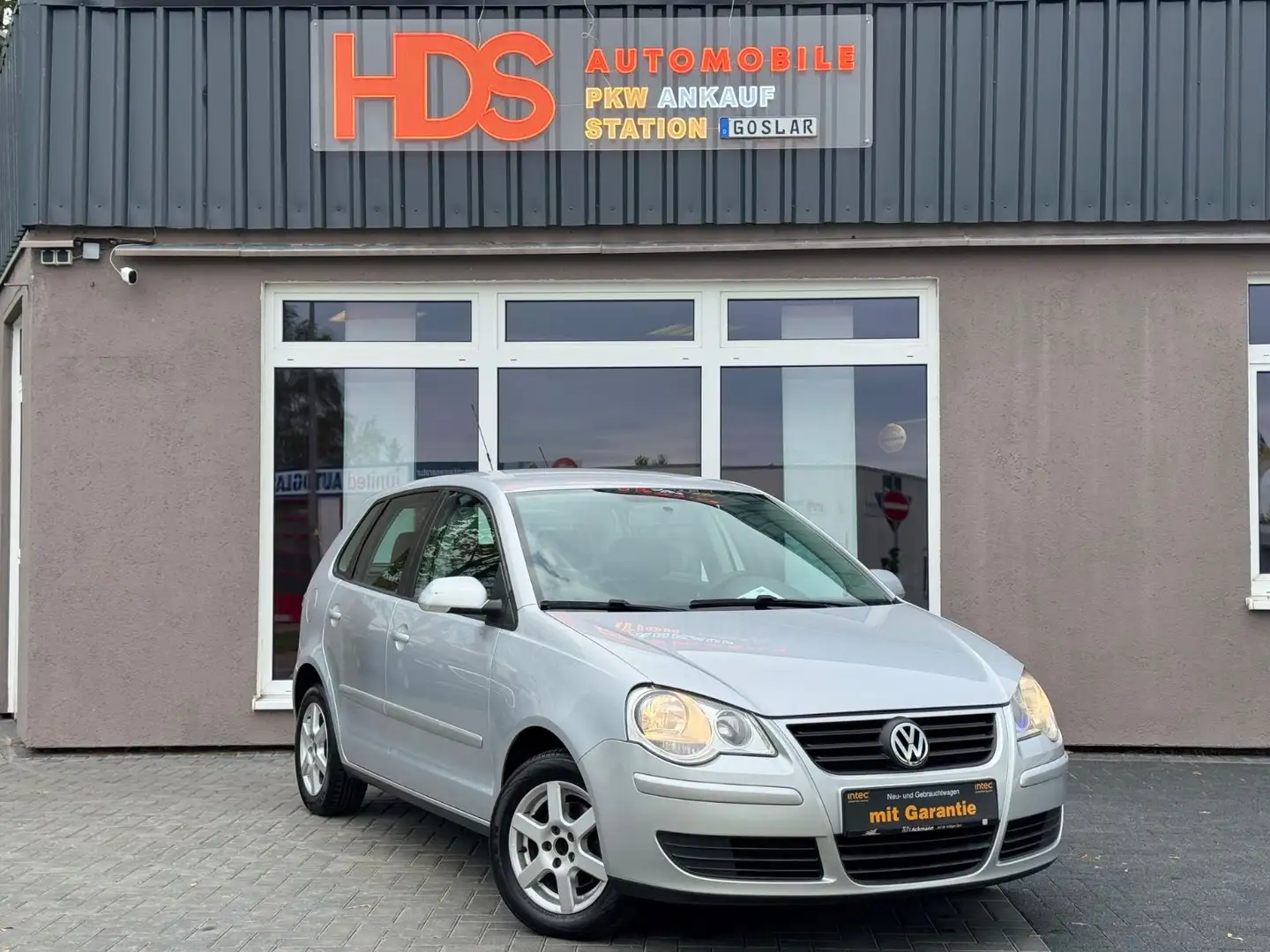 Volkswagen Polo IV Trendline *Klima*Servo Argento - 2
