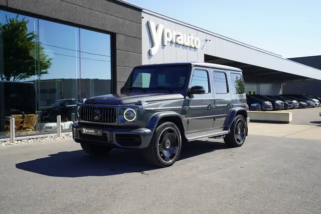 Mercedes-Benz G 63 AMG G 63 AMG Kleur op staal Nightpack 360° Virtual DAB Adaptieve cruise control Alcantara dakhemel 22 inch velgen Schuifdak.