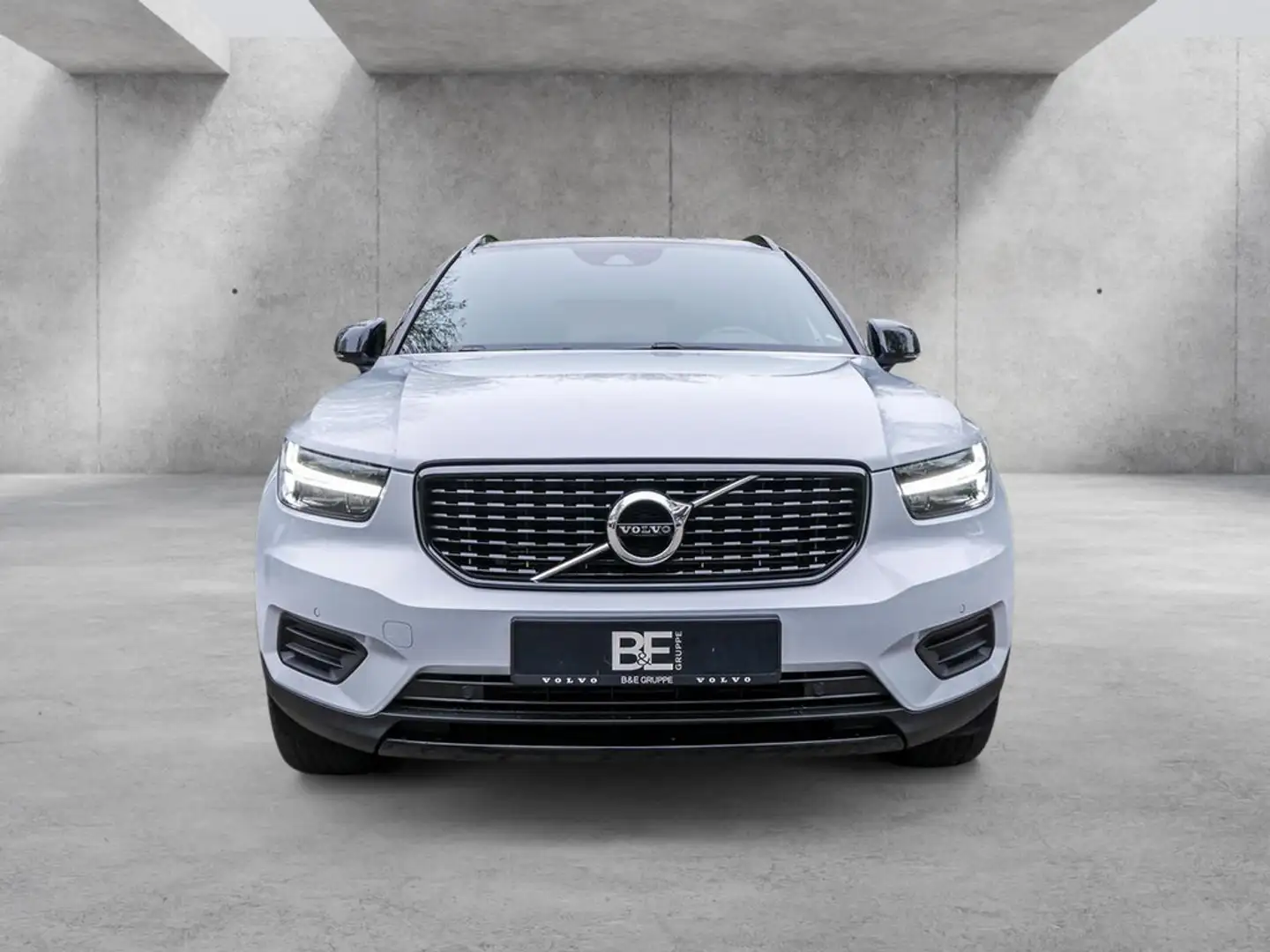Volvo XC40 T5 Recharge R-Design Kam ACC H-K Argent - 2