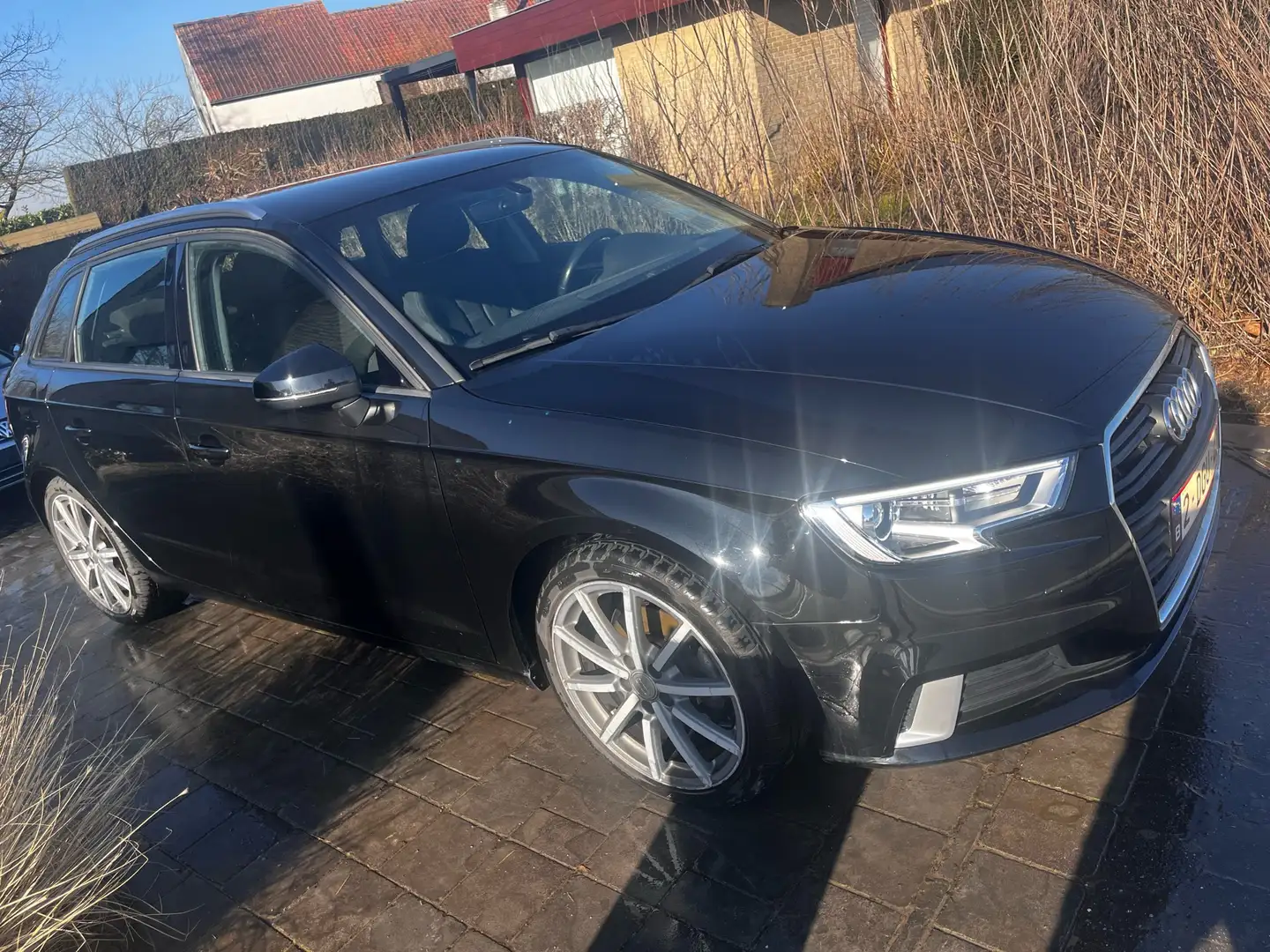 Audi A3 A3 1.5 tfsi | 76000 km | 08/18 Noir - 1