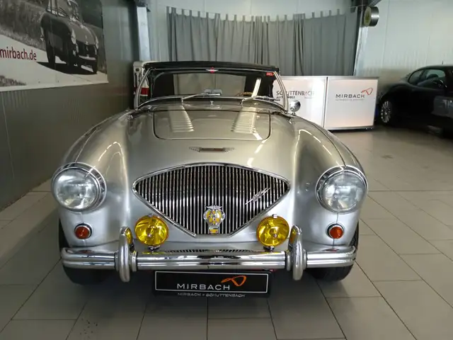 Austin Healey view 4