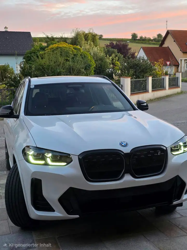 BMW iX3