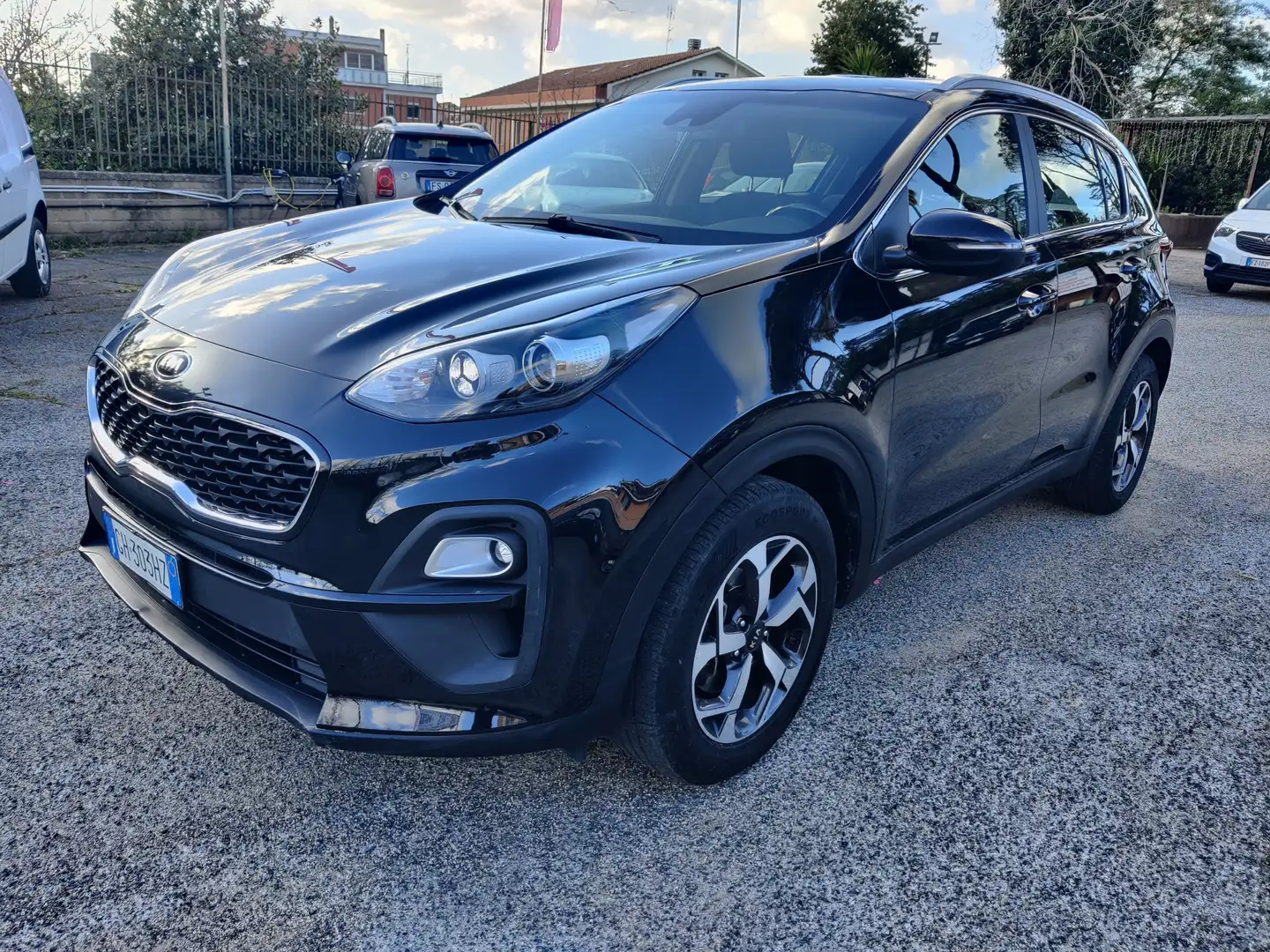 Kia Sportage Sportage IV 2021 1.6 crdi mhev Style 2wd 136cv dct Nero - 1